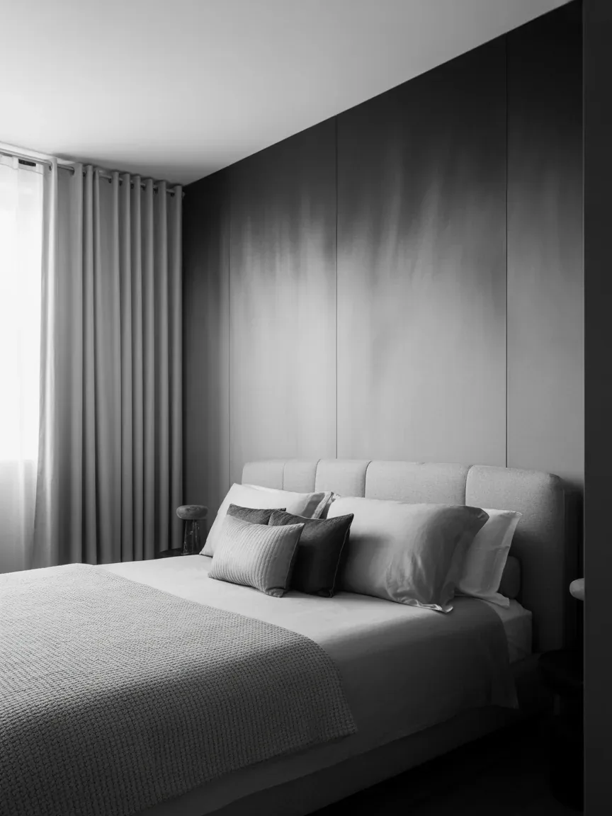 15. Monochrome Gray Gradient Wall 15. Monochrome Gray Gradient Wall