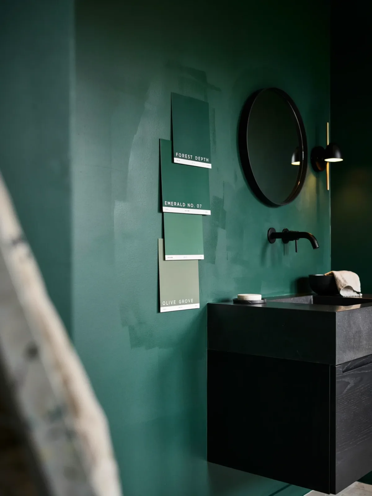 Choosing the Right Shade of Dark Green